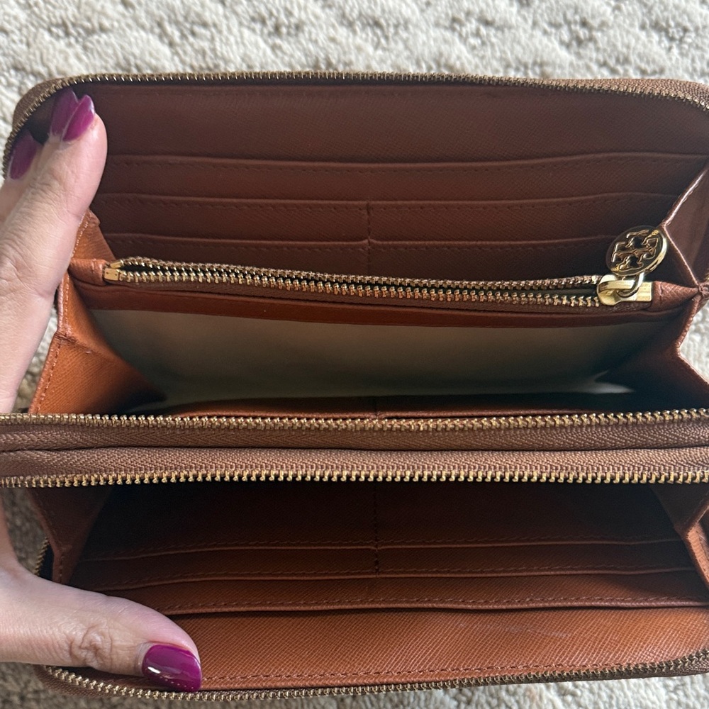 Tory Burch Brown Wallet with Gold Zipper - Picture 7 of 7